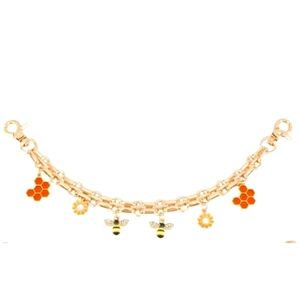 Faux Pearl Daisy Gold Bee Bag Charm (9.89")